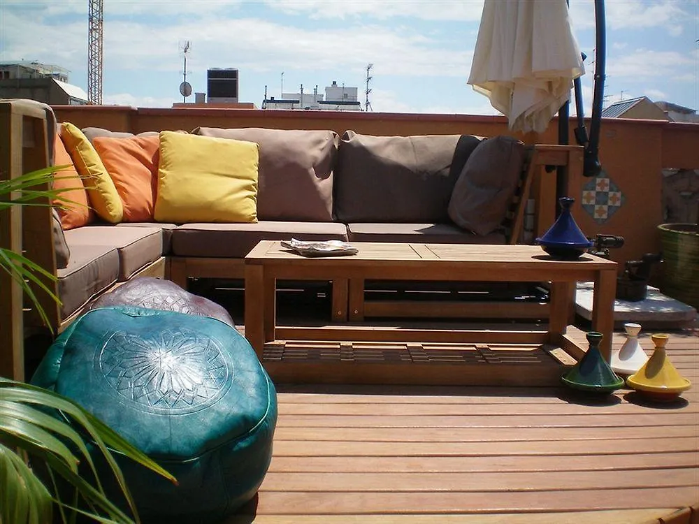 Easy Sleep Gaudi Terrace Apartment Barcelona Spain