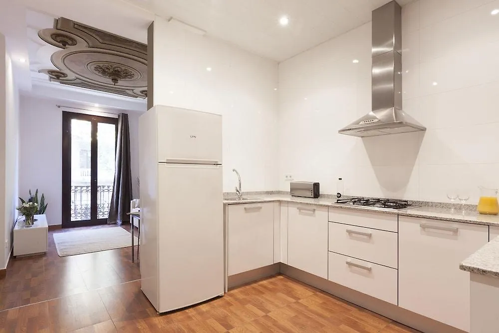 Easy Sleep Gaudi Terrace Apartment Barcelona