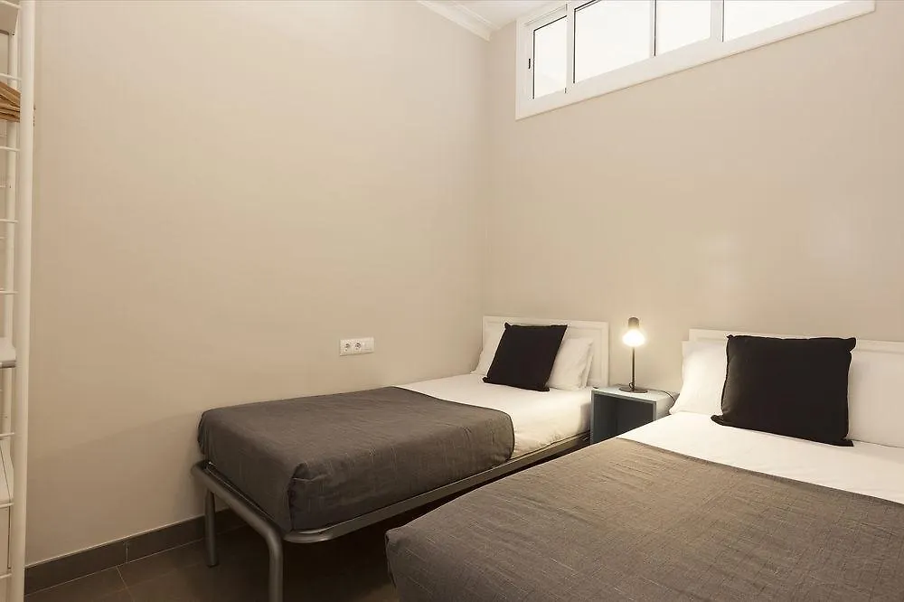 Easy Sleep Gaudi Terrace Daire Barselona 0*,