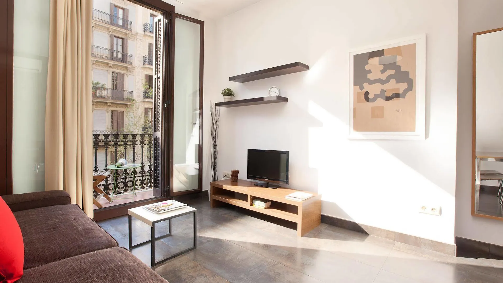 Easy Sleep Gaudi Terrace Daire Barselona
