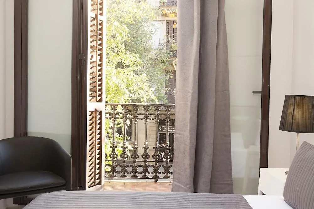 Easy Sleep Gaudi Terrace Daire Barselona 0*,